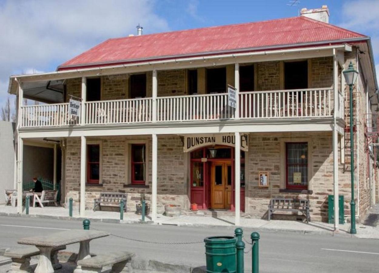 Dunstan House Motel Clyde Dış mekan fotoğraf